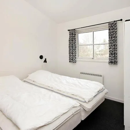 8 Person Holiday In Bl Vand Blåvand