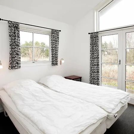 8 Person Holiday In Bl Vand بيت للعطل *